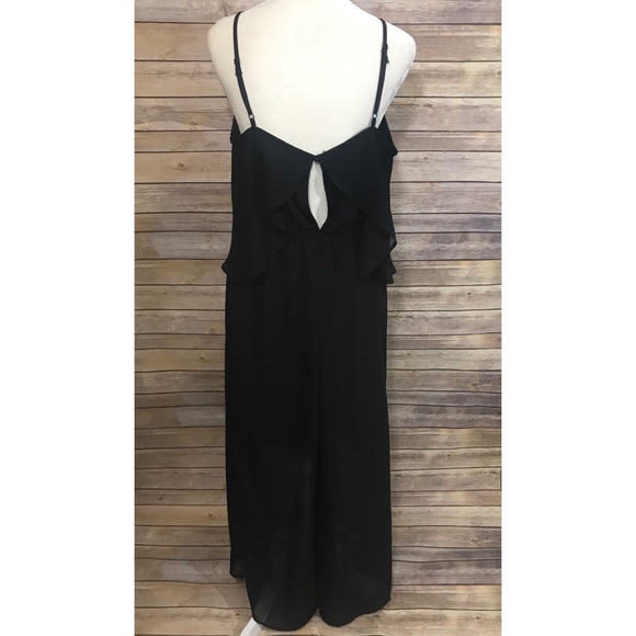 Beautiful 1/2 sheer dress. - Picture 3 of 7